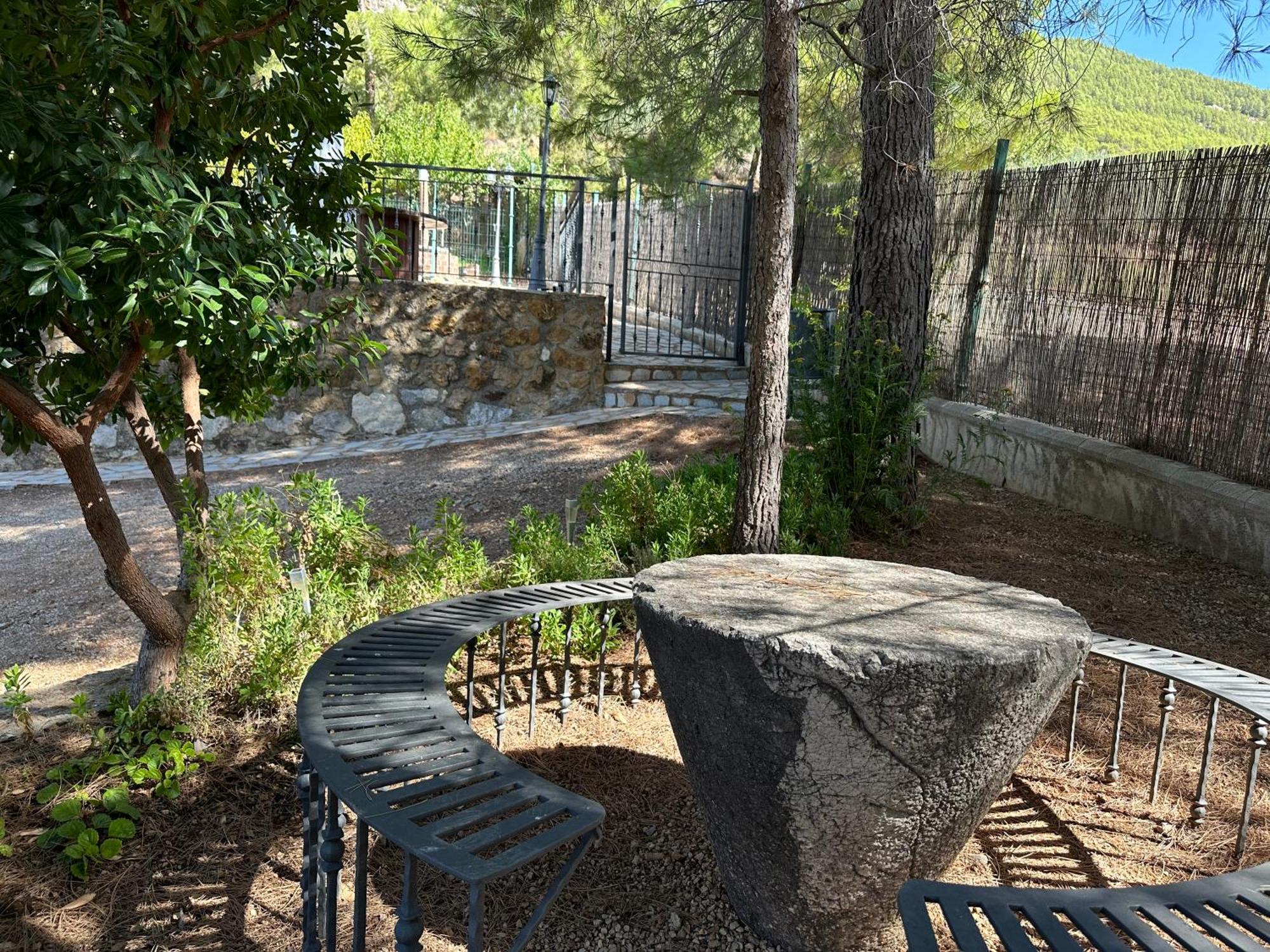 Casas Rurales Cerro Lobo Yeste Esterno foto